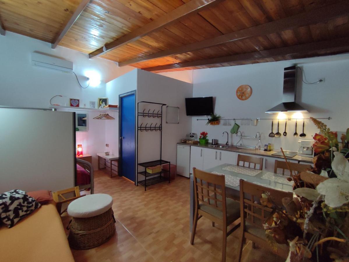 Apartamento 1, Chalet Manzano A 15" De Sevilla, A 30" Del Aeropuerto De Sevilla Villanueva del Ariscal Exterior photo